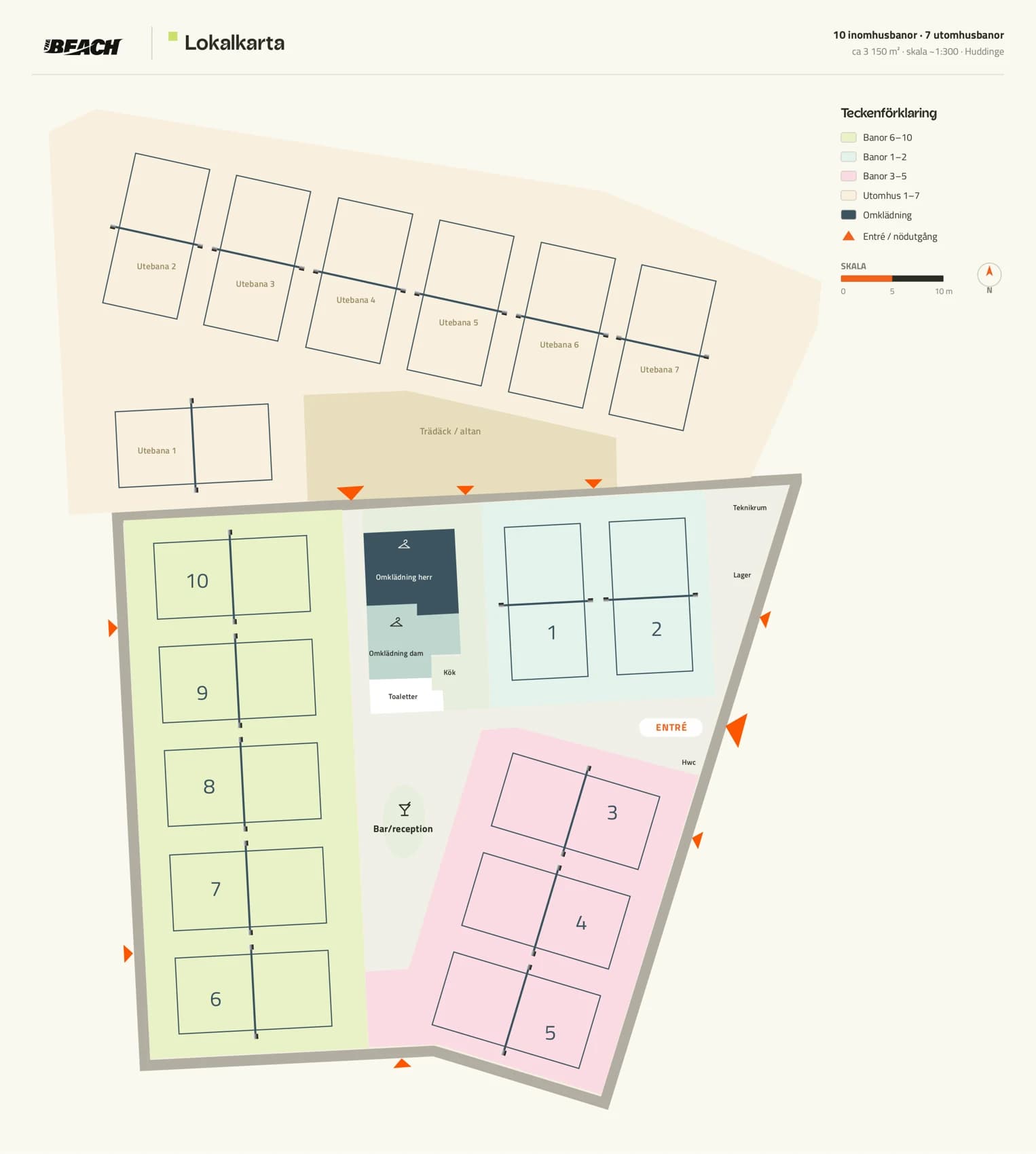 Planlösning över The Beach: 10 sandbanor inomhus, 7 utomhus, bar, kök, omklädning och entré