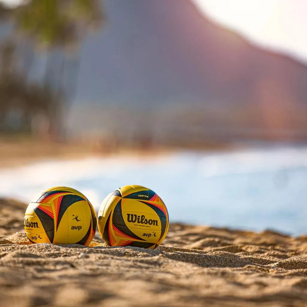 Beachvolleyboll i sanden
